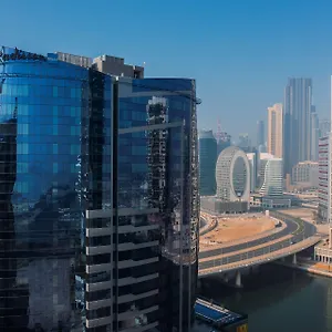 Szálloda Radisson Blu Hotel, Canal View, Dubaj