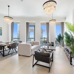 First Class 2br With Full Skyline & Sea View دبي